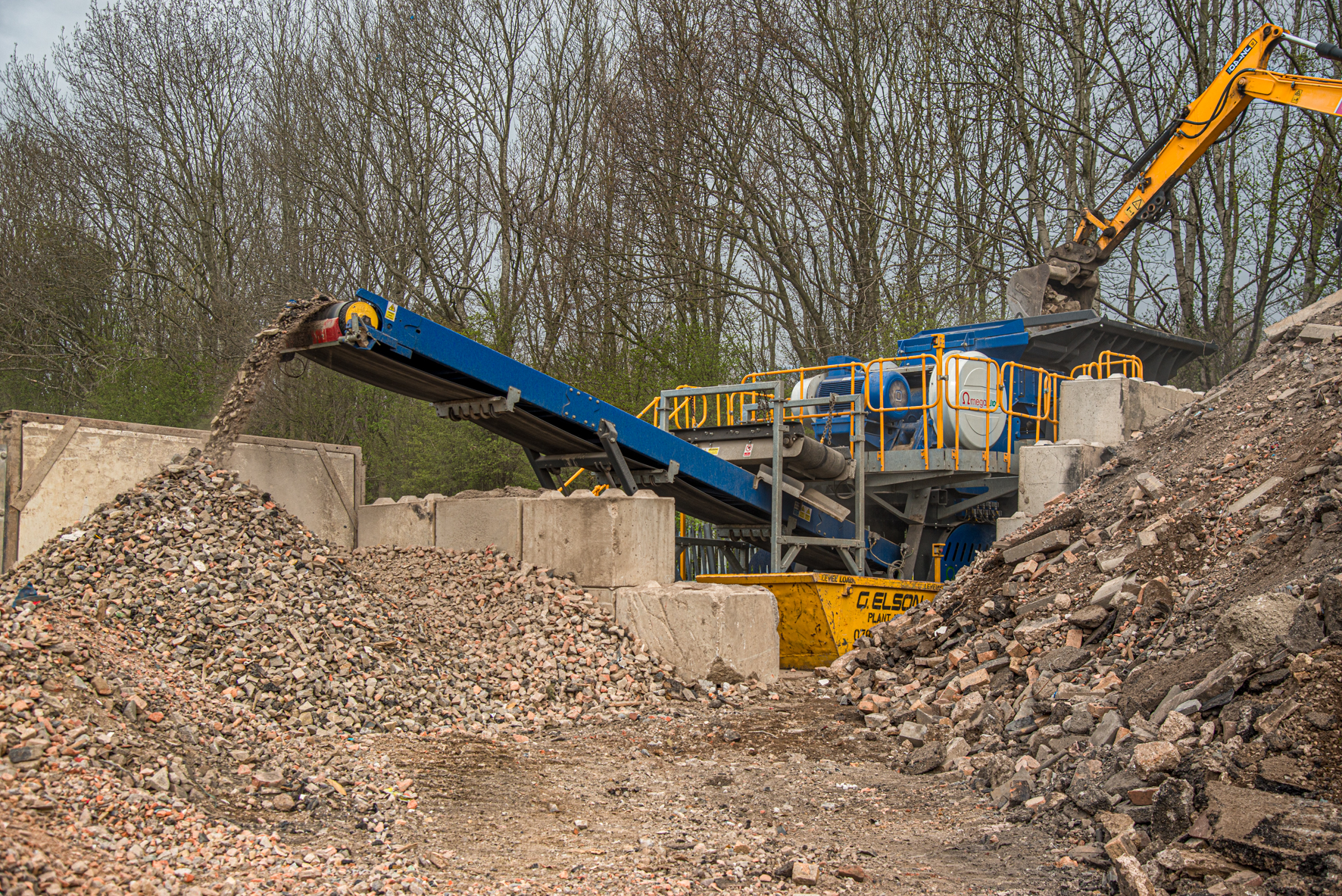 LR_OmegaJ1065S_Demolition-8183